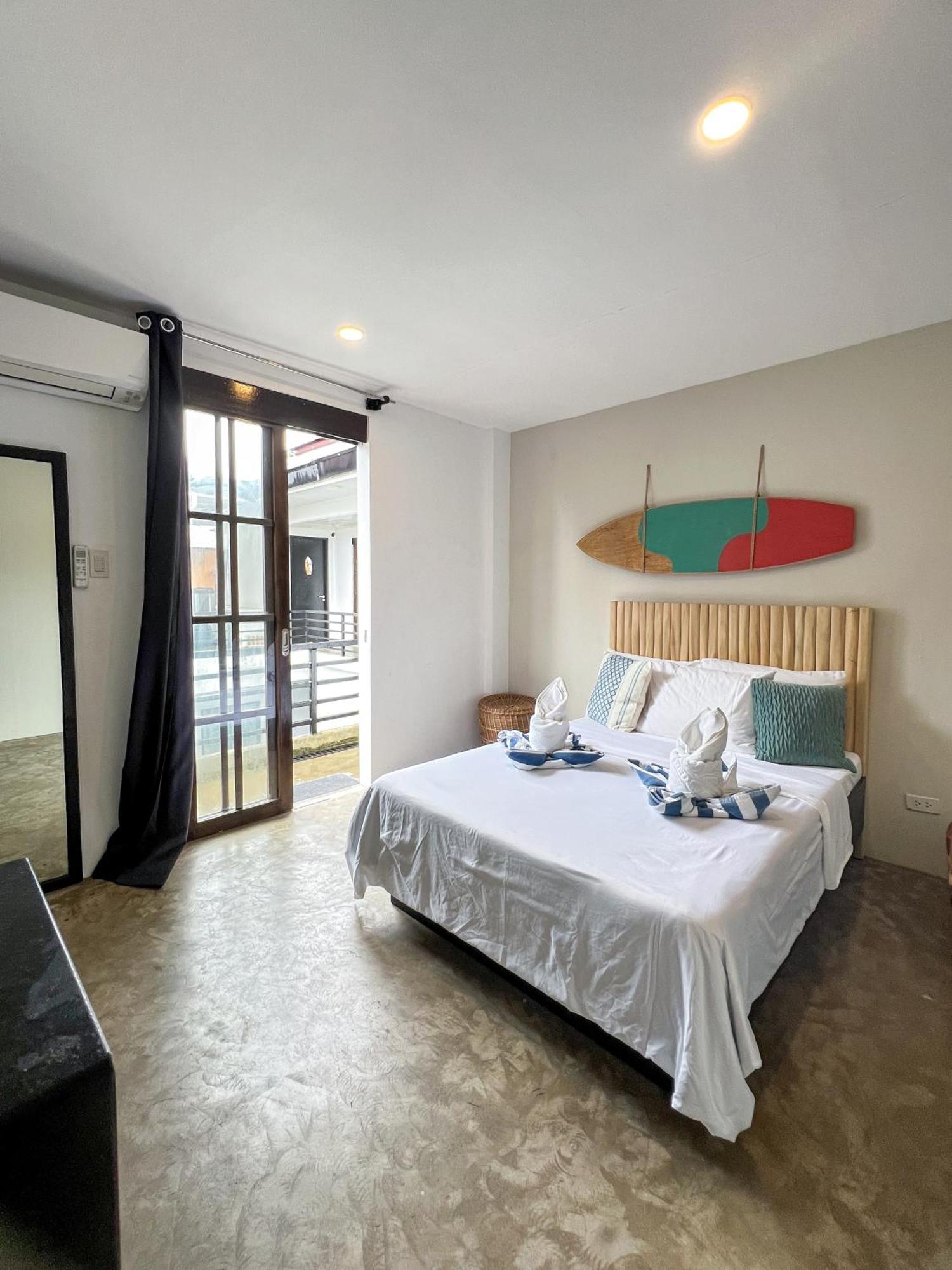 فندق Siargao Bed And Brewery جنرال لونا المظهر الخارجي الصورة